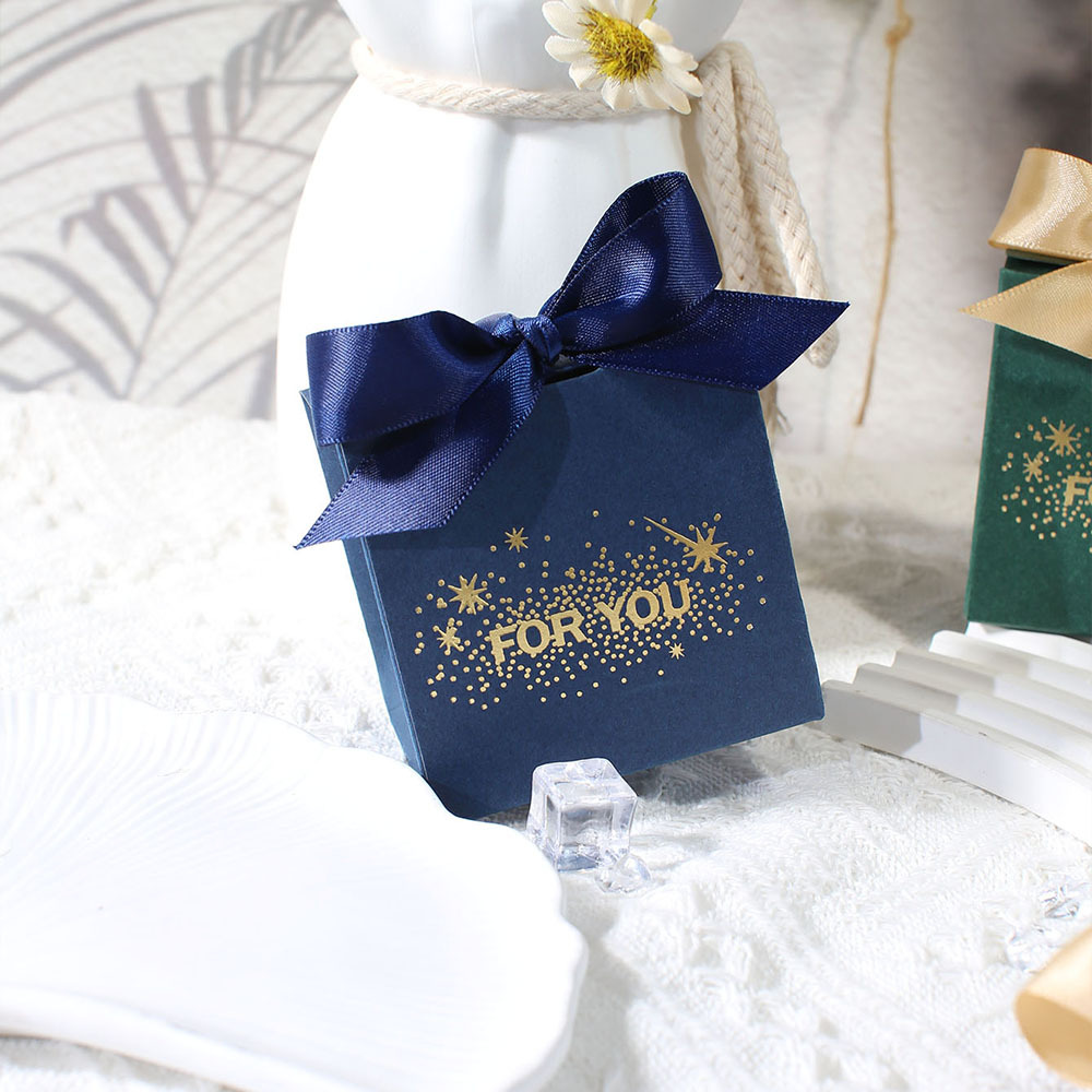 Elegant 5pcs Wedding Favors Gift Boxes with Satin Ribbon